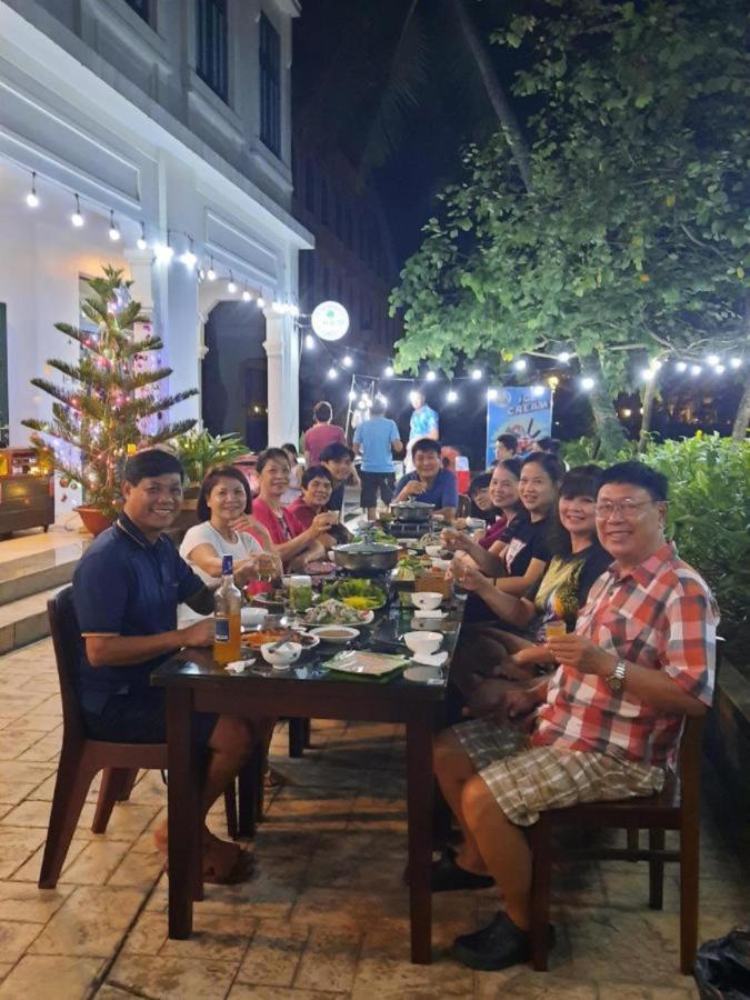 Nakichi Hotel Phu Quoc Exterior photo